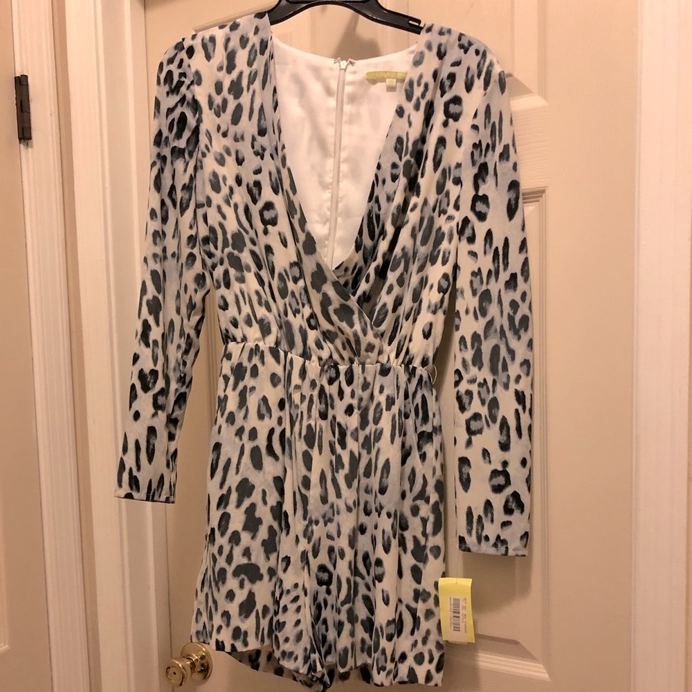 XS Leopard romper